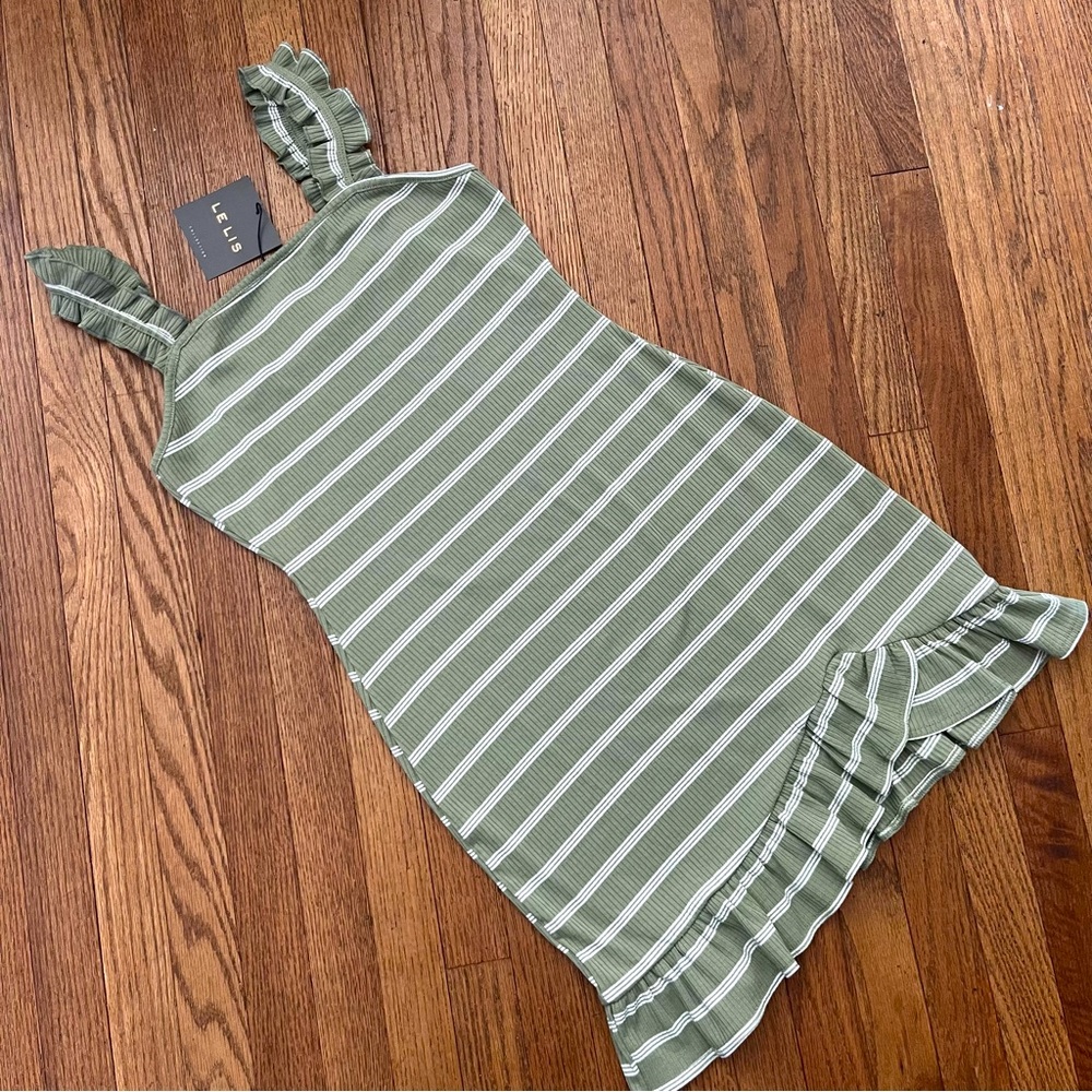 Le Lis Collection Mini Dress Ruffle Detail Stripes Size Medium